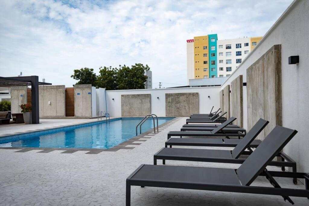 Lujoso y Cómodo Departamento con playa 2 piscinas cancha de tenis jacuzzi seguridad 24 horas Manta Exterior foto
