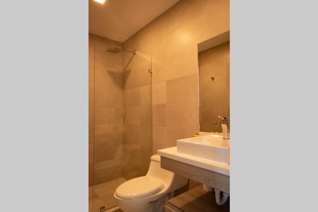 Lujoso y Cómodo Departamento con playa 2 piscinas cancha de tenis jacuzzi seguridad 24 horas Manta Exterior foto